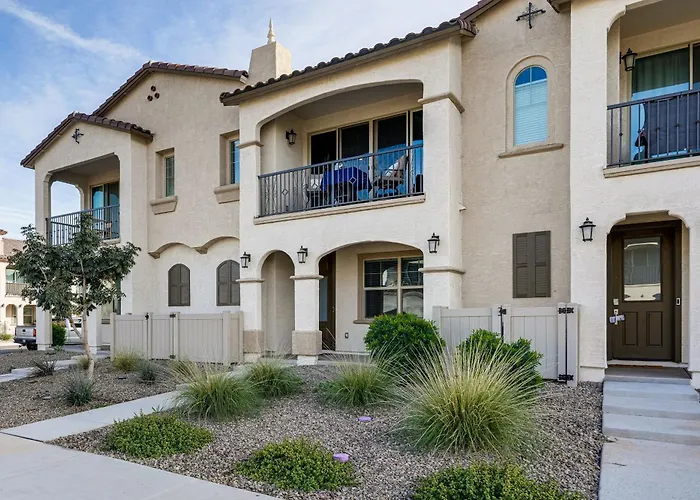 Snowbird Escape W/ Pool, 7 Mi To Dtwn Gilbert! Dom wakacyjny *